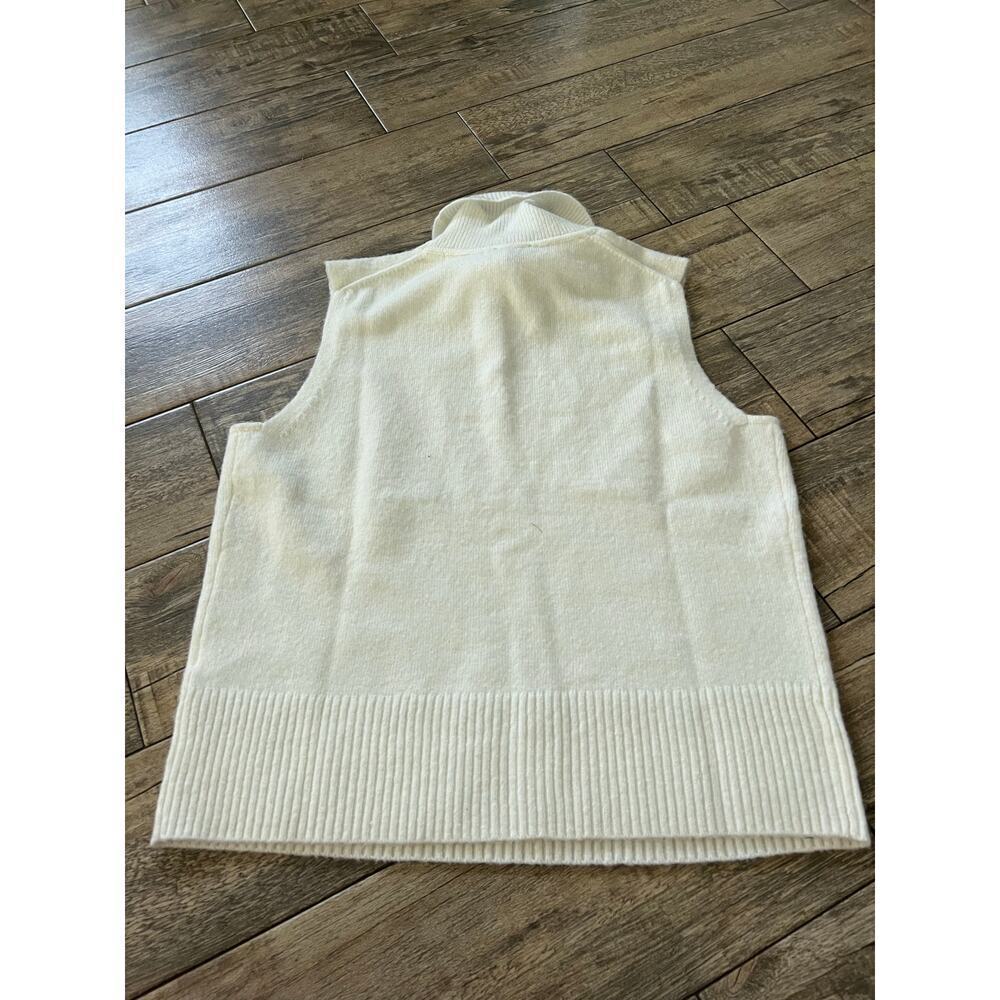 Talbots Women's White Turtleneck Sleeveless Sweater Shell Size Medium - Picture 2 of 4